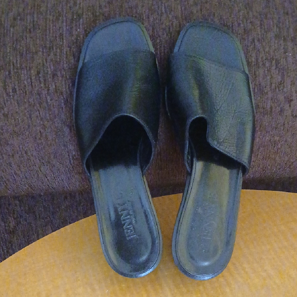 Black Leather Women's Slides